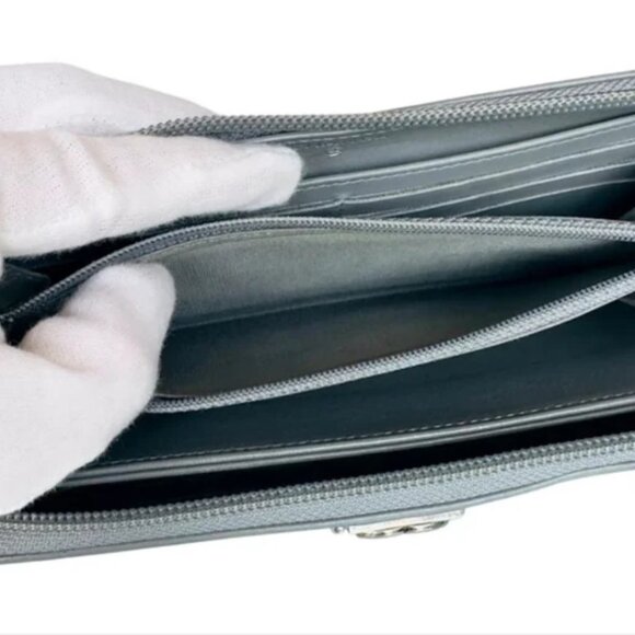 CHANEL Boy lamb skin Gray Authentic Zip Around Wallet - Picture 7 of 10